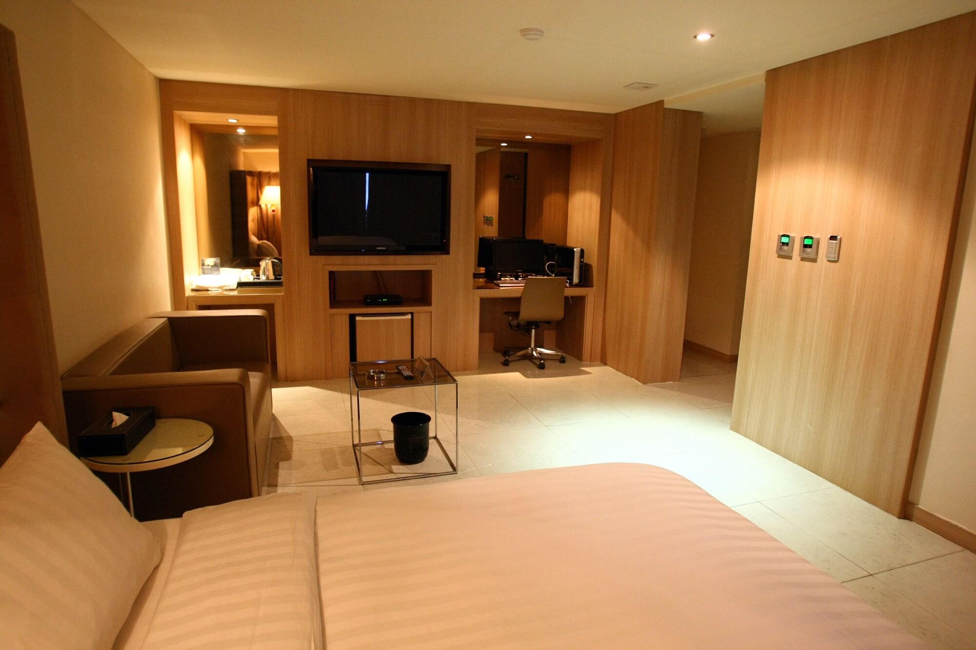 The California Hotel Seoul Seocho Buitenkant foto